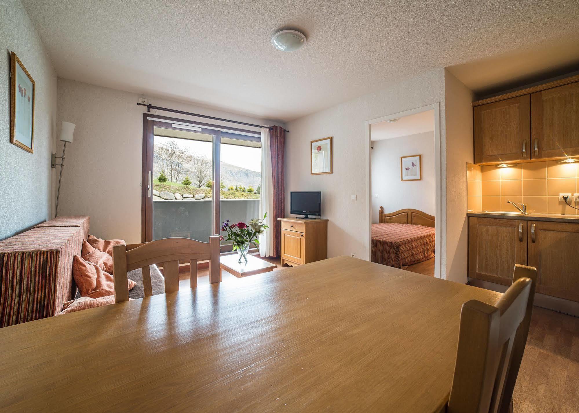 Saint-Pancrace  Noemys Terrasses De La Toussuireアパートホテル エクステリア 写真